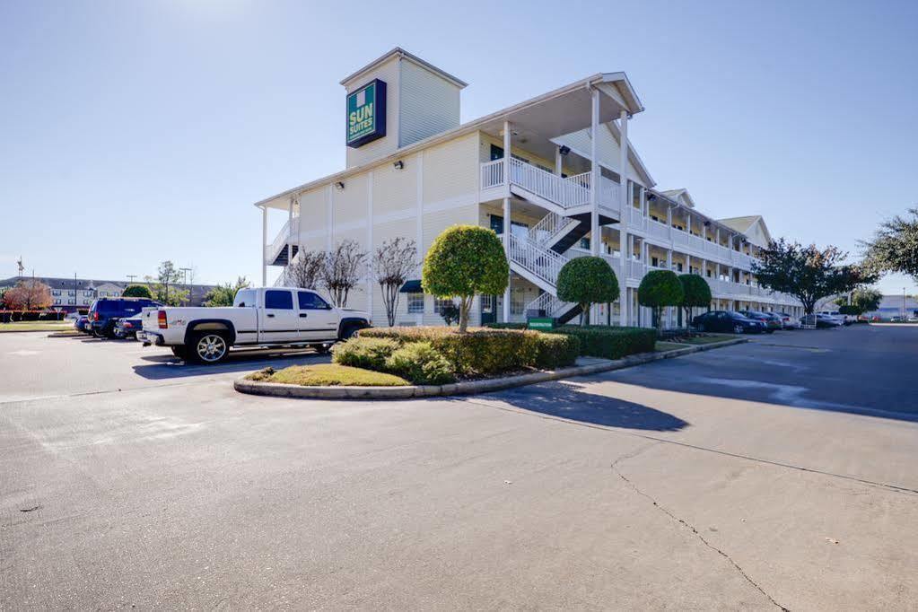 Intown Suites Extended Stay Houston Tx - Westchase Екстер'єр фото